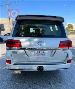 تويوتا لاندكروزر